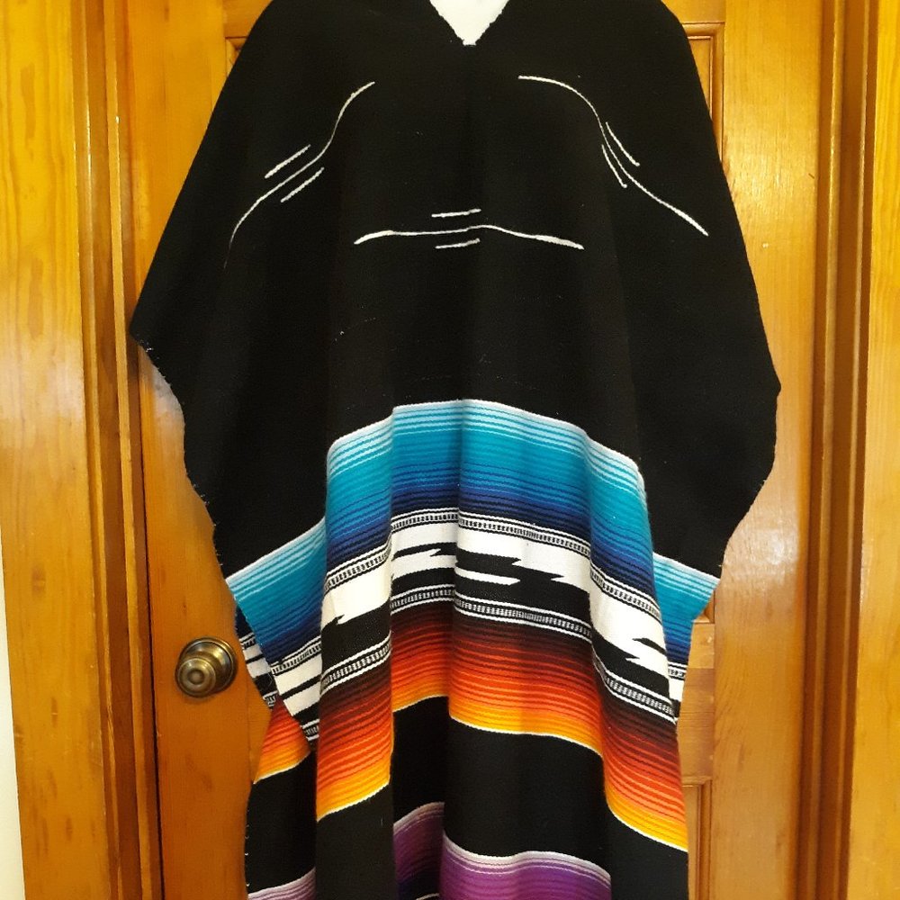 Vintage Aztec Poncho Hippie Boho Free Size Unisex
